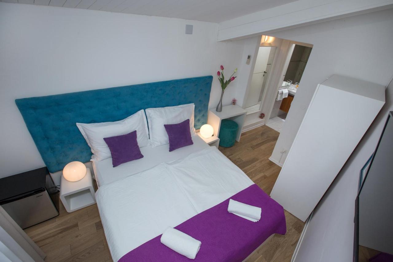 Hotel Pansion Kamenar Primošten Zewnętrze zdjęcie